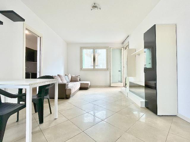 Dreizimmerwohnung in Via San Zeno 6, Desenzano del Garda - Foto 1