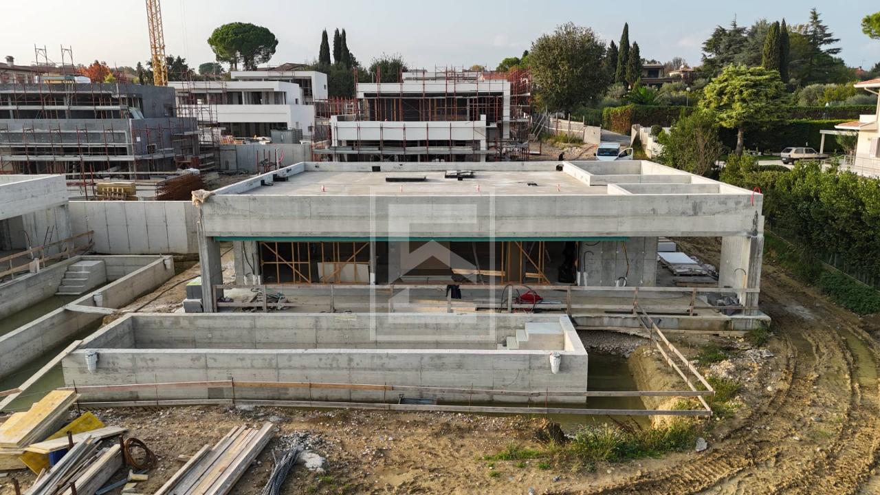 casa indipendente in vendita a Moniga del Garda