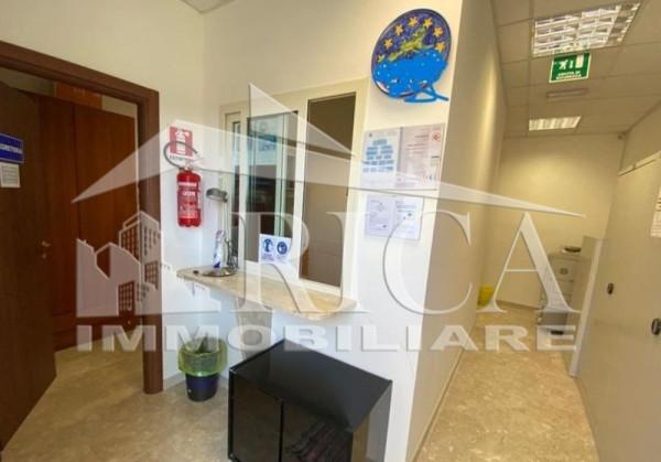 Ufficio in Piazza Sebastiano Bagolino, Alcamo, {3} - Foto 1