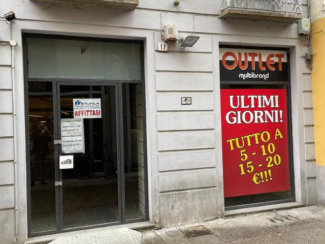 Geschäft in Via Ferrara 17, Alessandria - Foto 1