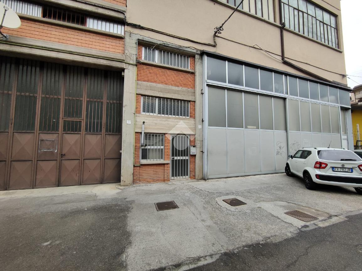 Capannone in Via F.Lli Antegnati 15, Lumezzane, {3} - Foto 1