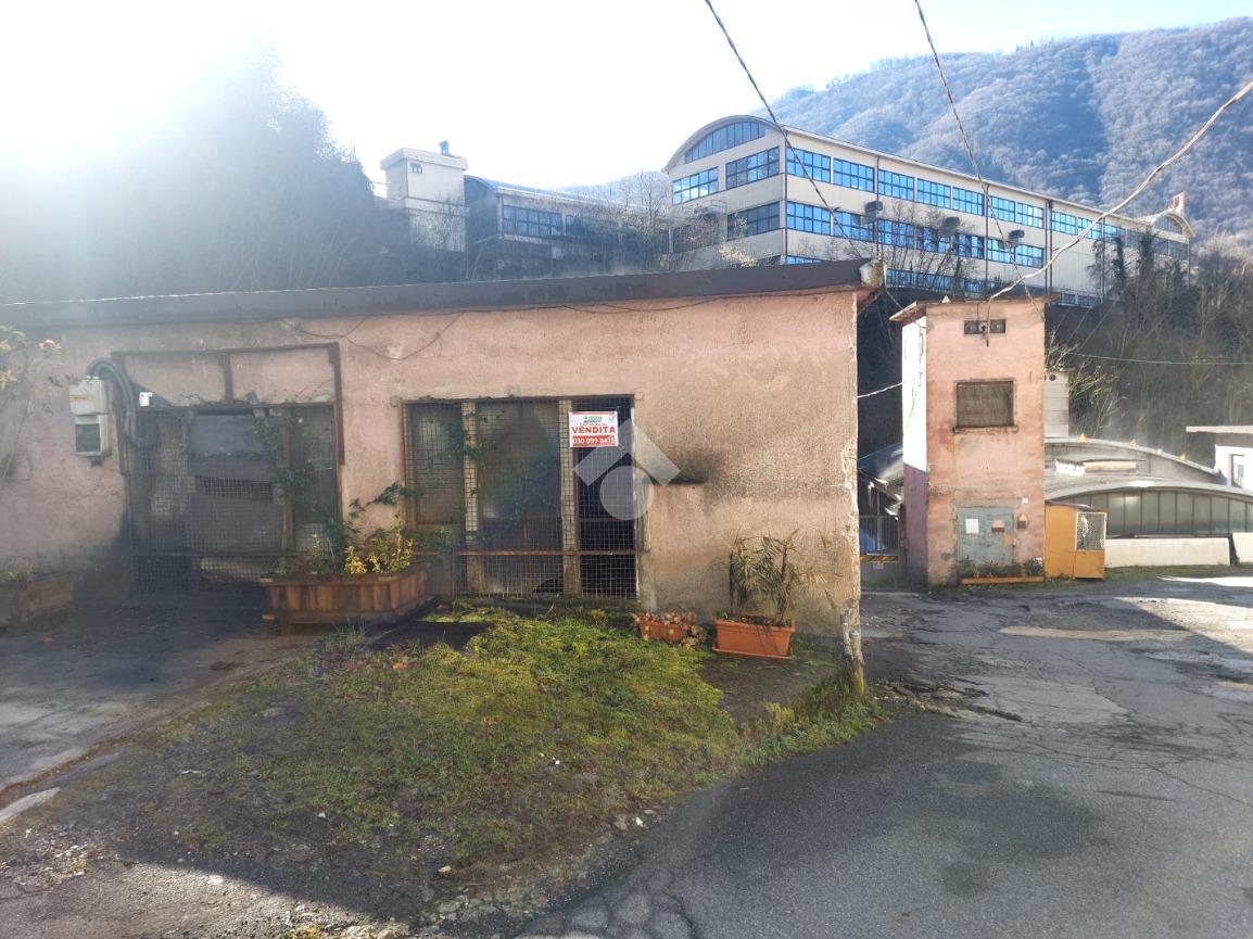 Capannone in Via Valdoro 70, Lumezzane, {3} - Foto 1