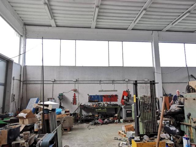 Industrial shed in Via Bergoncino 39, Noventa Vicentina - Photo 1