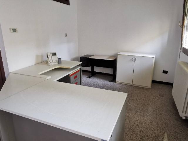 Shared office in {3}, Via Domenico Pittarini 2 - Photo 1