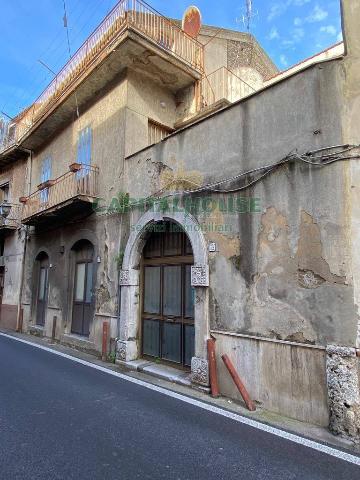 Detached house in Via Carmine Amato, Mercato San Severino - Photo 1