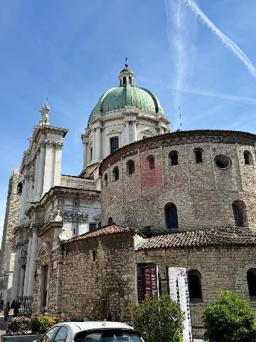 Geschäft in Via Trieste 16, Brescia - Foto 1