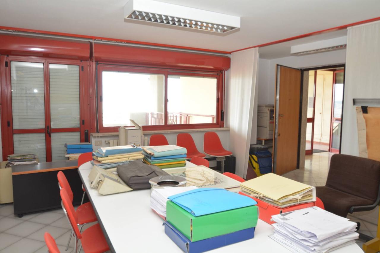 Ufficio in Viale Italia 34, Matera, {3} - Foto 2