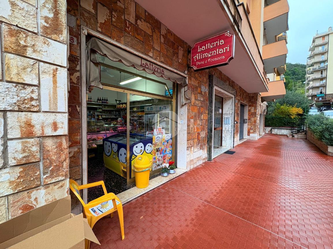 Negozio in Via Laviosa, Genova, {3} - Foto 2