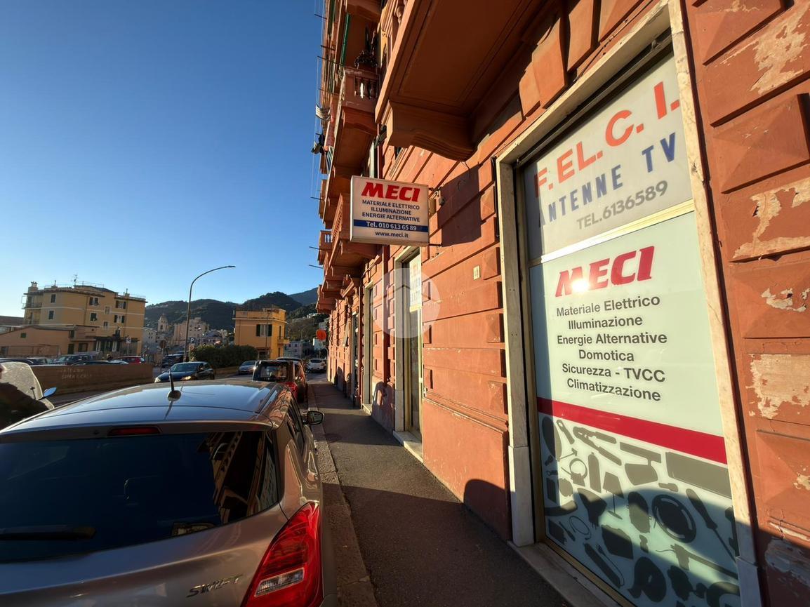 Negozio in Via Gaspare Buffa, Genova, {3} - Foto 1