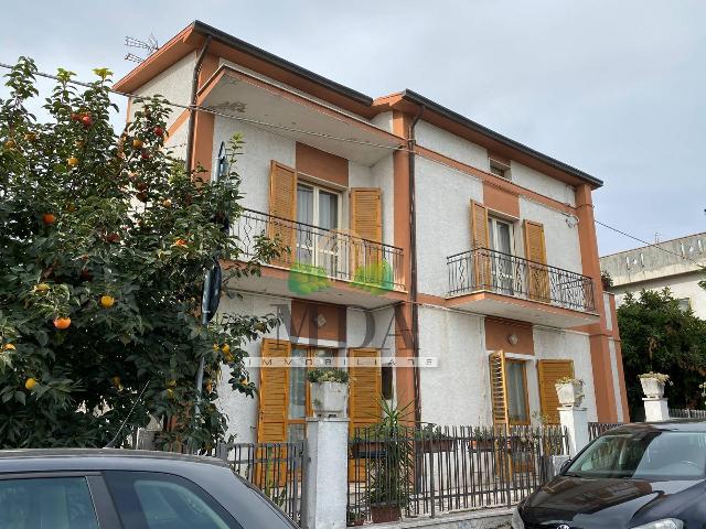 Detached house in Via Michelangelo 15, Nereto - Photo 1