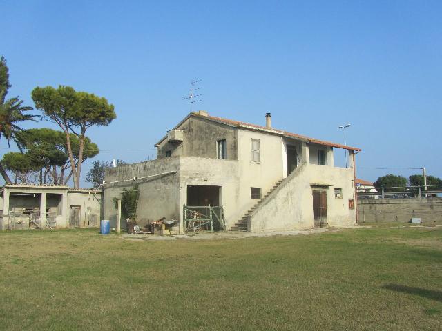 Einfamilienhaus in Strada Statale 16 16, Martinsicuro - Foto 1