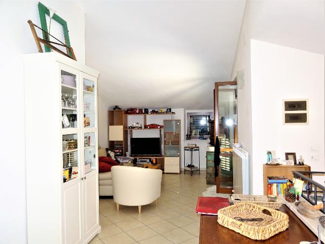 Dreizimmerwohnung, Monte Porzio - Foto 1