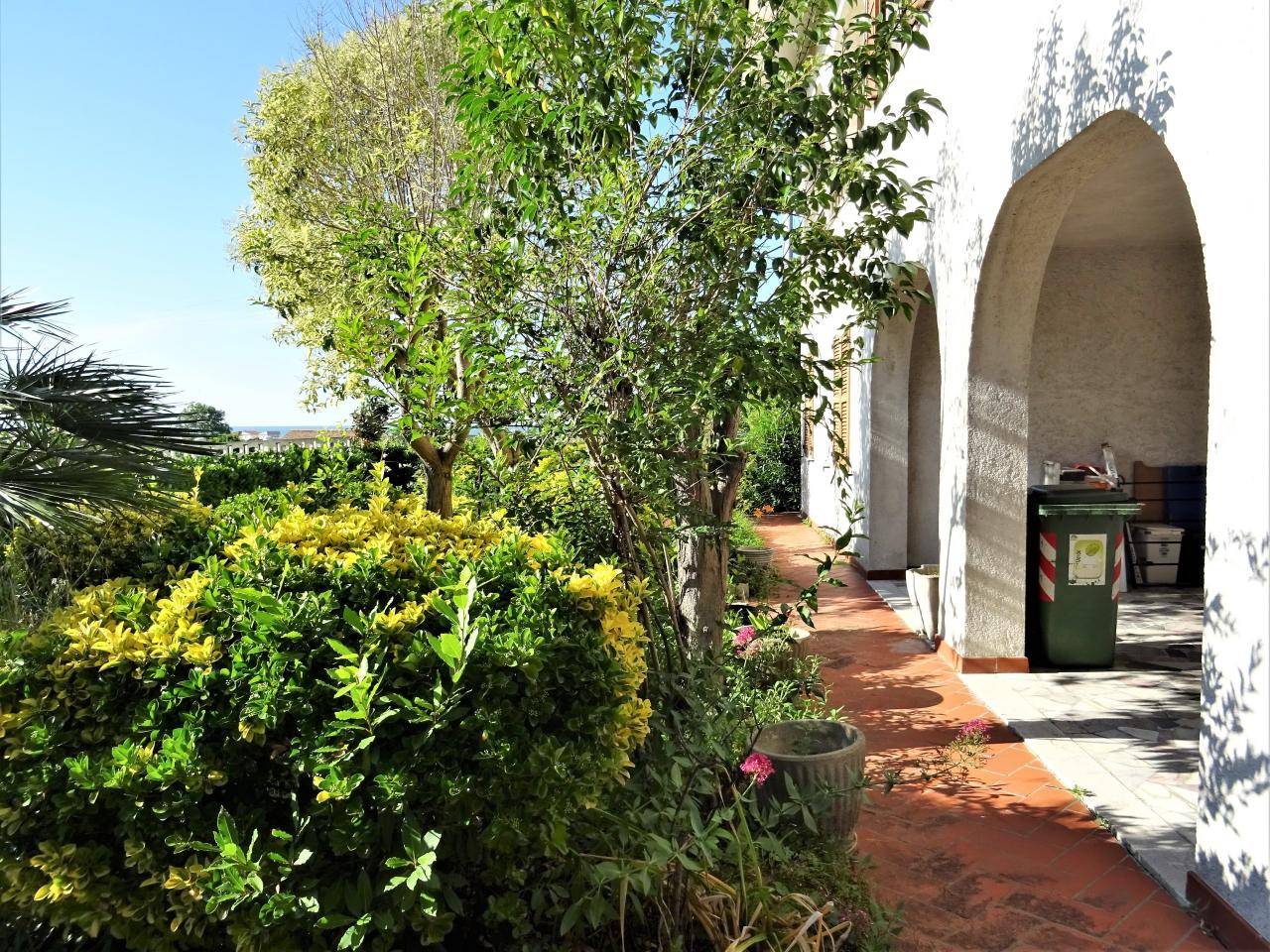 Villa in vendita a Montemarciano