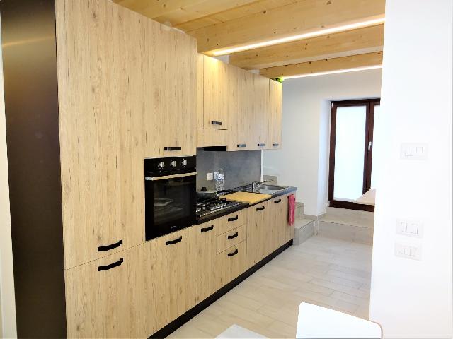 4-room flat, Ostra - Photo 1