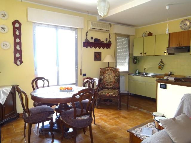 2-room flat, Trecastelli - Photo 1