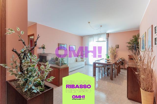 3-room flat in Fermi 7, Gallarate - Photo 1