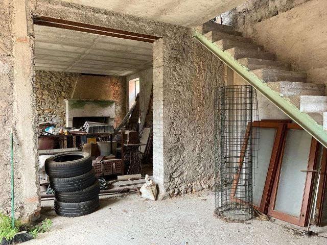 Porzione di casa in Via di Circonvallazione, Capannori - Foto 1