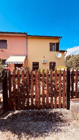 Semi-detached house, Altopascio - Photo 1