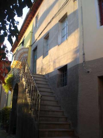 Semi-detached house in San Gennaro, Capannori - Photo 1