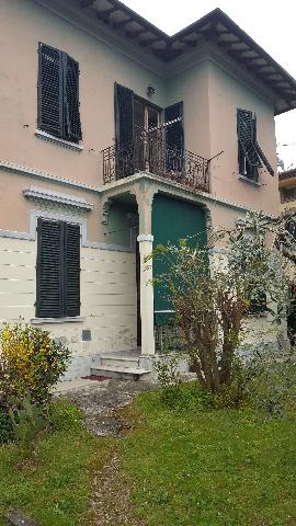 Single-family villa in San Marco, Lucca - Photo 1