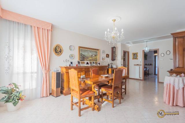 4-room flat in Via Pertini 8, Vignate - Photo 1