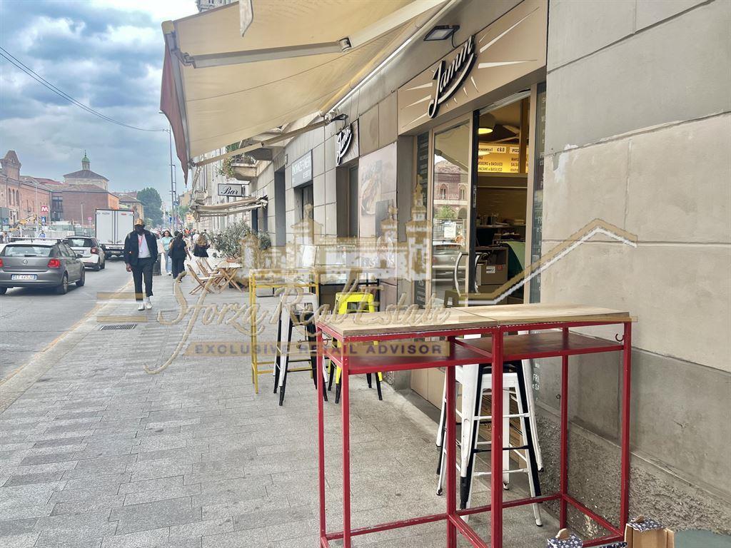 Negozio in Via Francesco Sforza, Milano, {3} - Foto 2