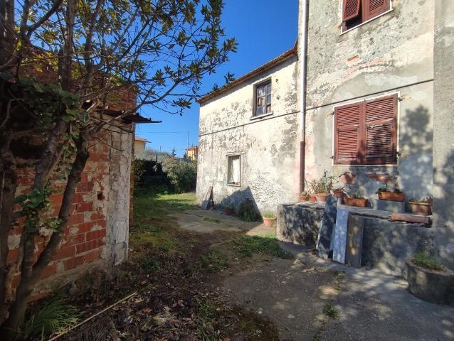 Terraced house, Luni - Photo 1