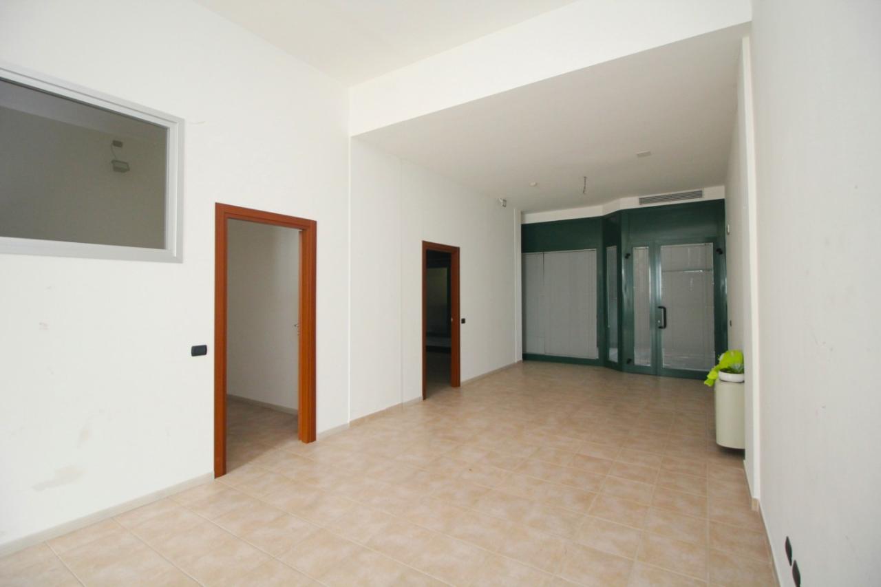 Ufficio in Via Matteotti 11, Parabiago, {3} - Foto 2
