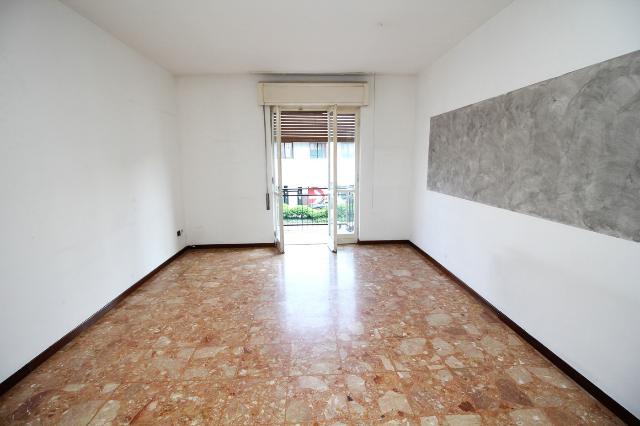 3-room flat in Viale Toselli  55, Legnano - Photo 1