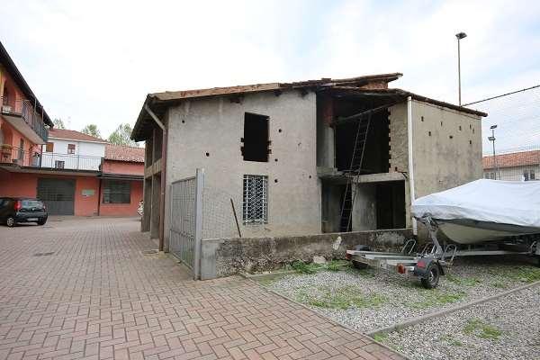 Country house or cottage, Olgiate Comasco - Photo 1