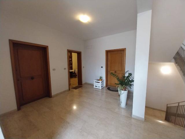 Vierzimmerwohnung in Via Sant'Elia 93, San Cesario di Lecce - Foto 1