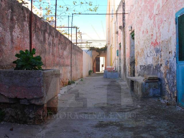 Casa indipendente in Via Giacomo Matteotti 68c, Presicce-Acquarica - Foto 1