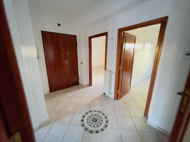 3-room flat in Via Fabio Filzi, Civitavecchia - Photo 1