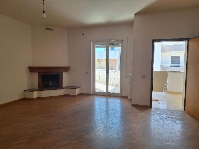 Vierzimmerwohnung in Via Beato Angelico 17, Noicattaro - Foto 1