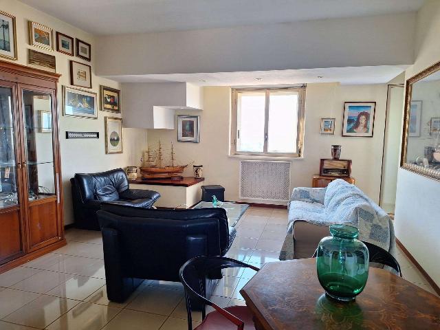 4-room flat in {3}, Via Indipendenza 8 - Photo 1