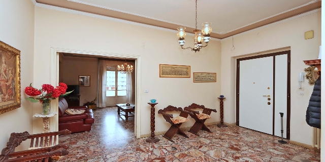 Apartament in Via Anton Francesco Doni, Firenze - Photo 1