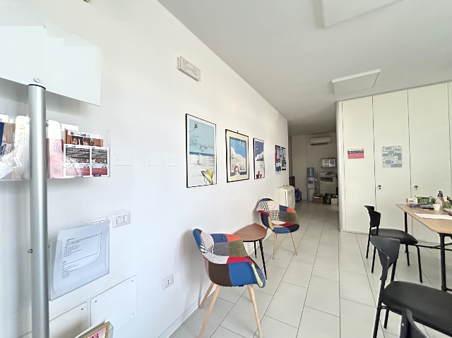 Office in {3}, Viale Belfiore - Photo 1