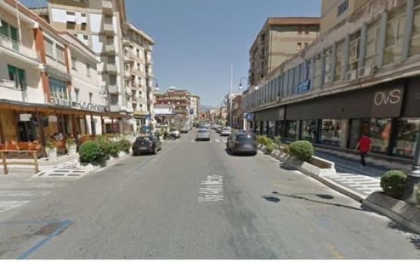 Negozio in Via Aldo Moro, Frosinone, {3} - Foto 1