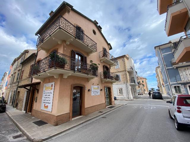 Detached house in Via Raffaello d'Urbino, Porto Recanati - Photo 1