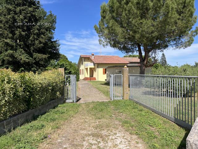 Detached house in Via del Mulino 88, Fano - Photo 1