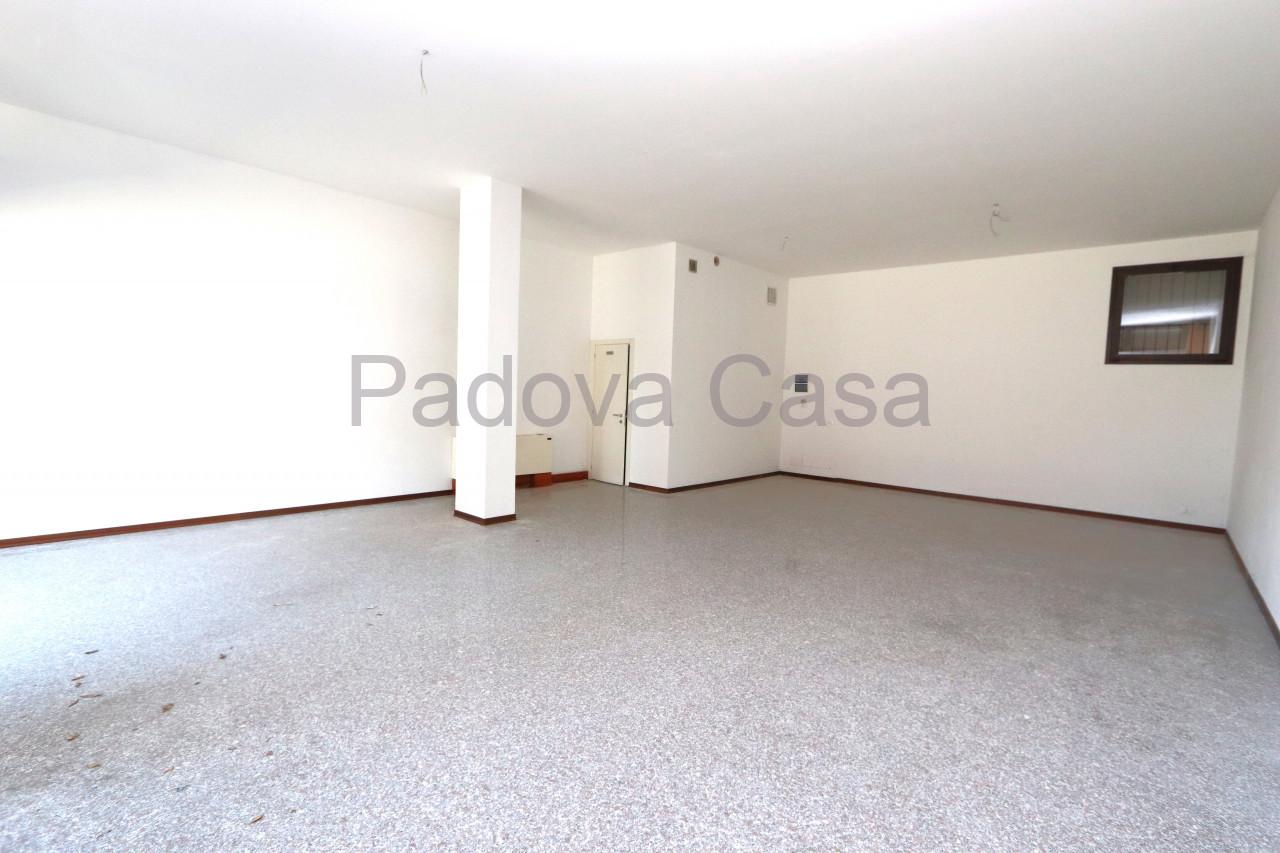 Negozio in , Vigodarzere, {3} - Foto 2