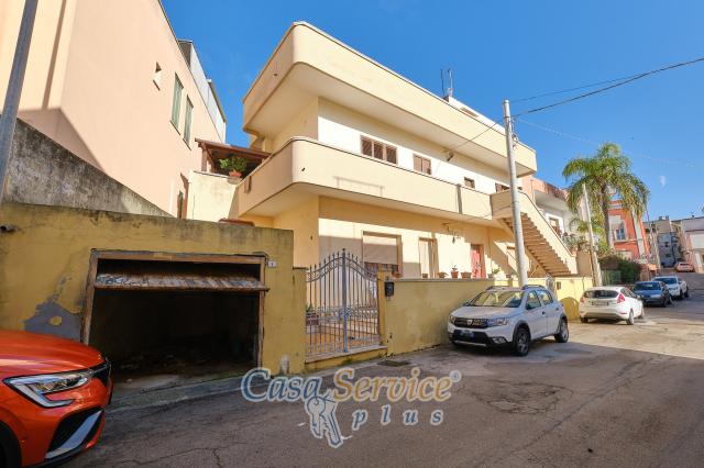 4-room flat in Via Vittorio Veneto, Casarano - Photo 1