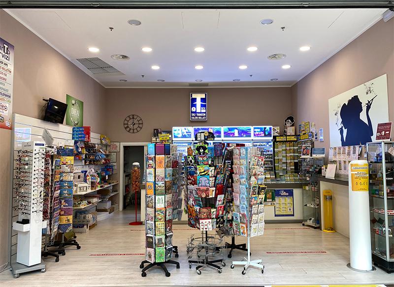 Negozio in Piazzetta San Quintino, Alliste - Foto 1
