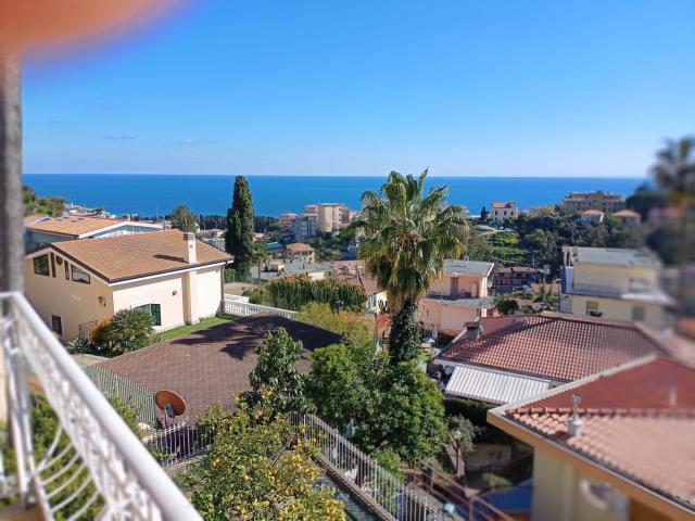 Apartament in Strada Solaro, Sanremo - Photo 1