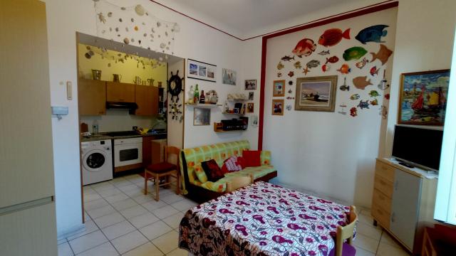 2-room flat in Via Zeffiro Massa, Sanremo - Photo 1