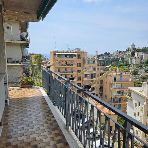 3-room flat in Via Dante Alighieri, Sanremo - Photo 1