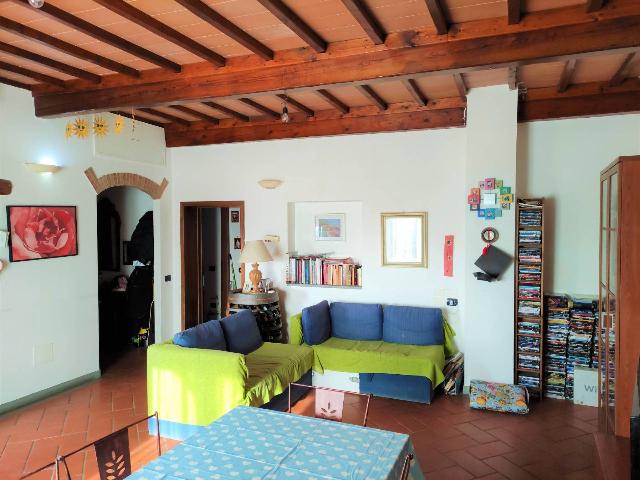 4-room flat in Via Montecchio, Impruneta - Photo 1