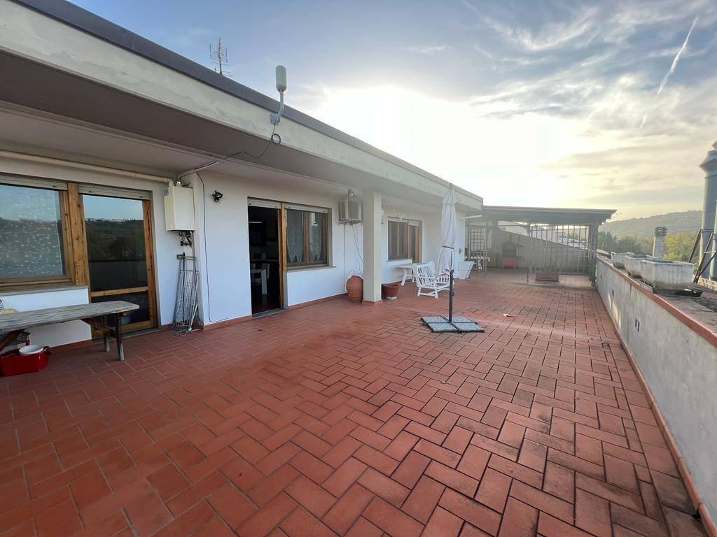 Palazzina commerciale in Via Pablo Picasso, San Casciano In Val Di Pesa, {3} - Foto 1