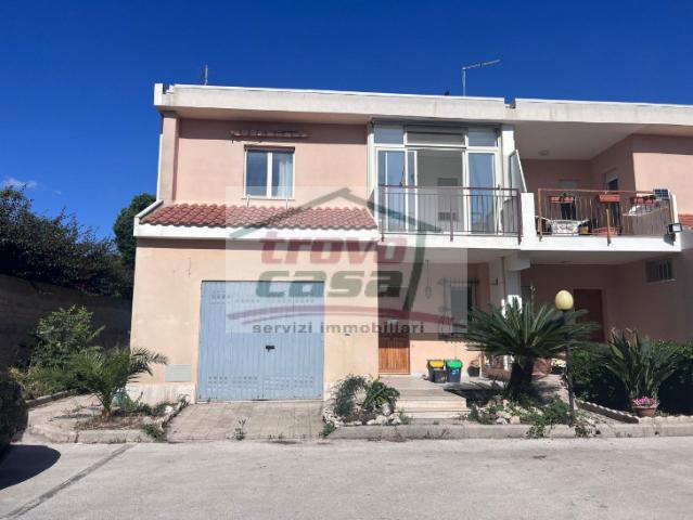 Terraced house in Via Solarino 5, Siracusa - Photo 1