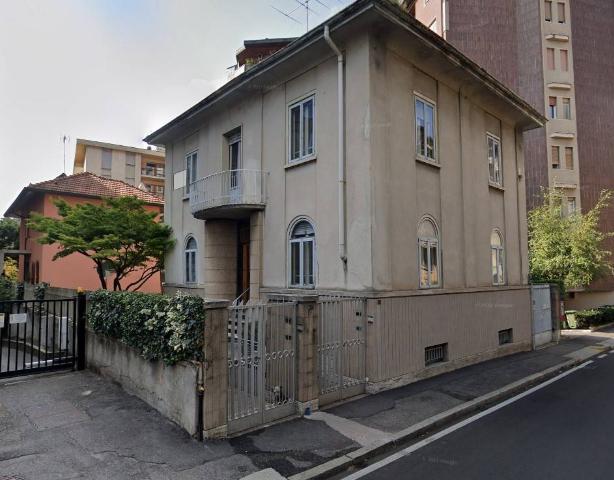 Mansion in Via Giuseppe Mazzini 28, Bergamo - Photo 1